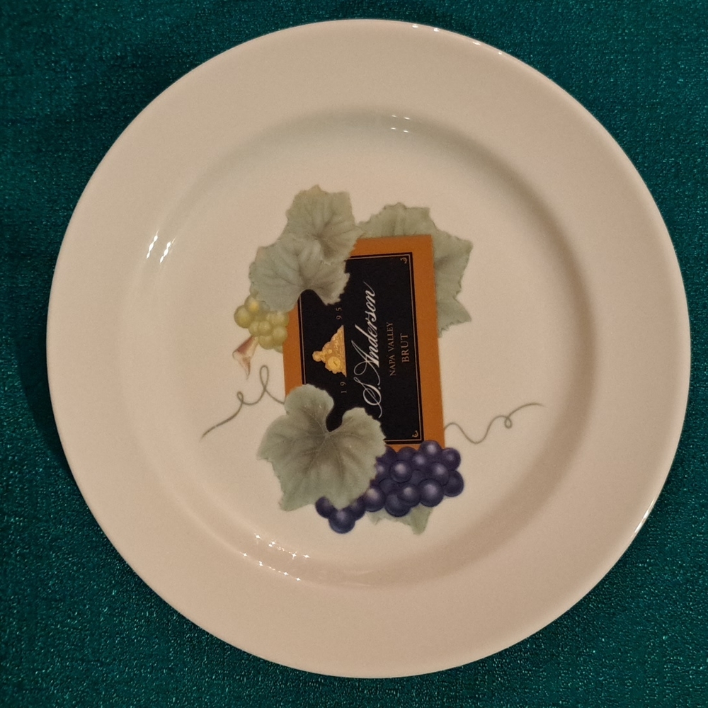 Wedgewood Vintage Collection salad plate